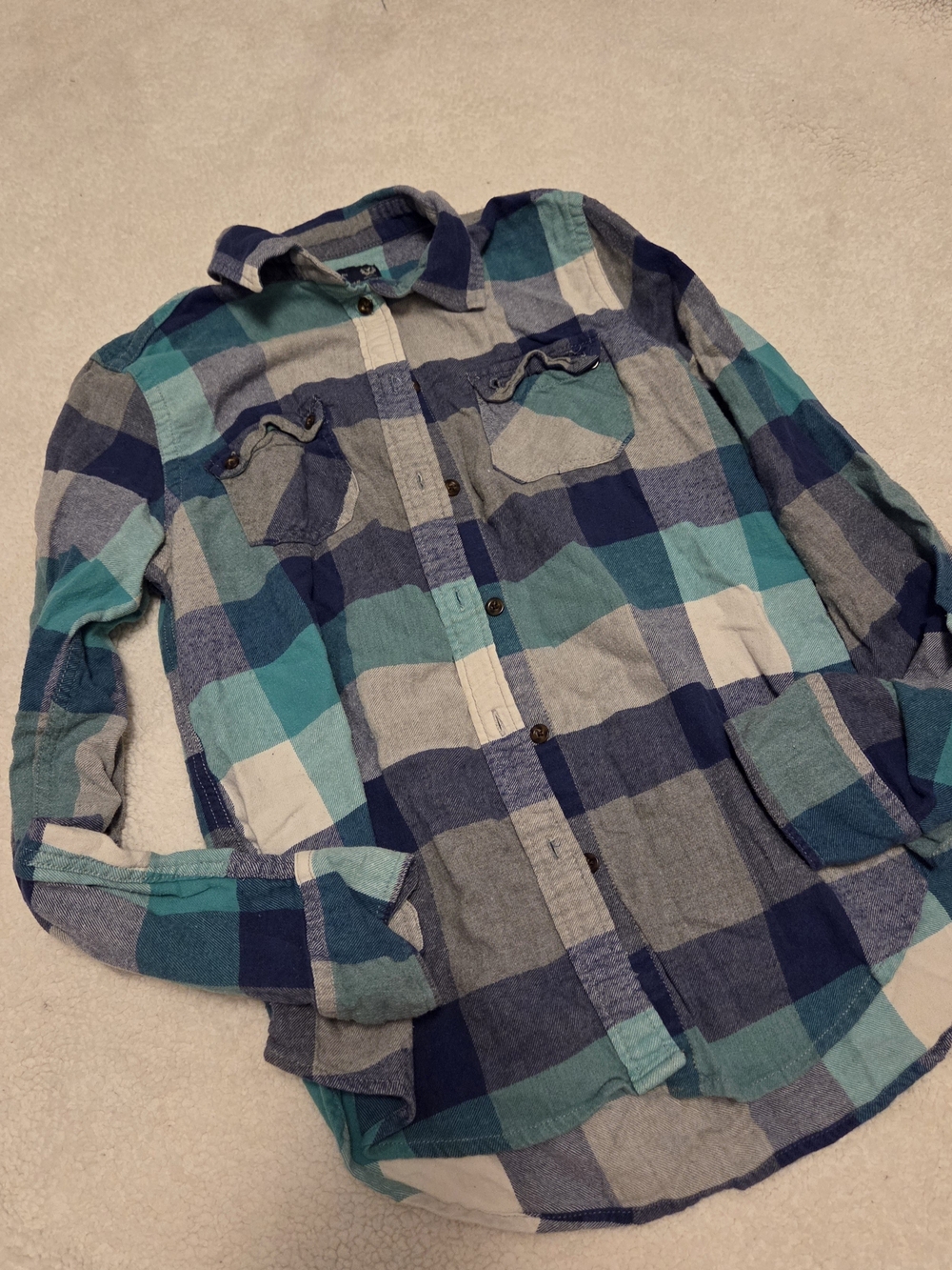 American Eagle Outfitters Blue & Teal Plaid Button-Down Shirt